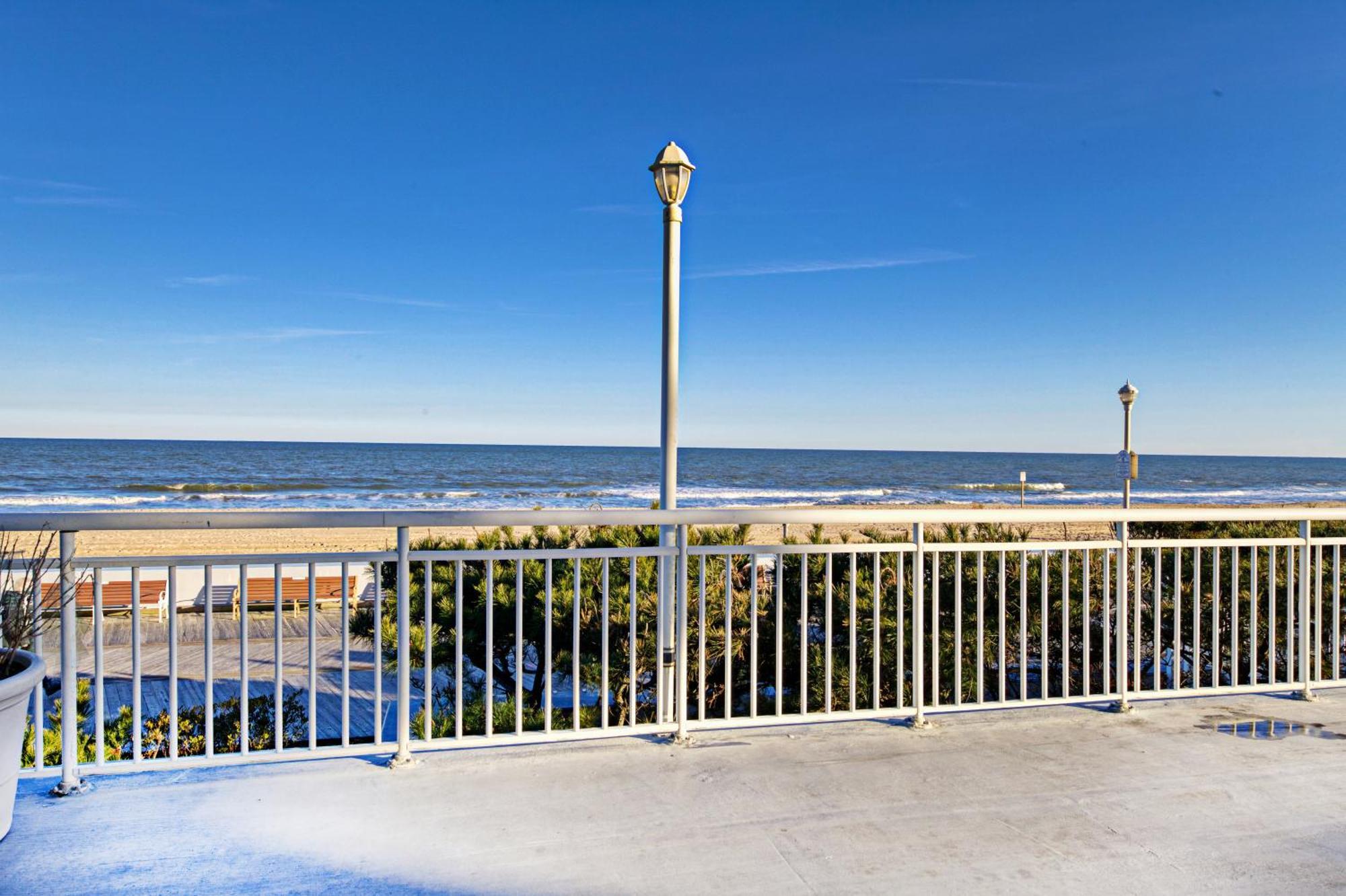 Commander Hotel & Suites Ocean City Extérieur photo