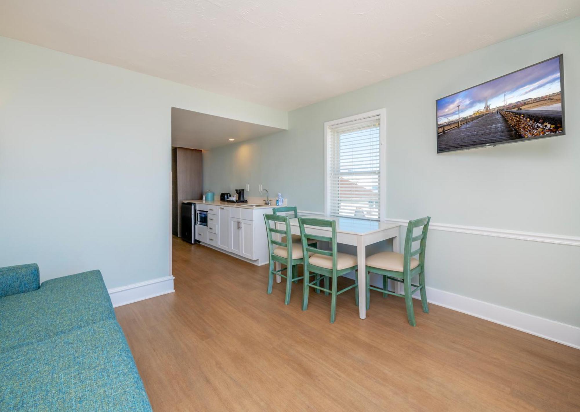 Commander Hotel & Suites Ocean City Extérieur photo